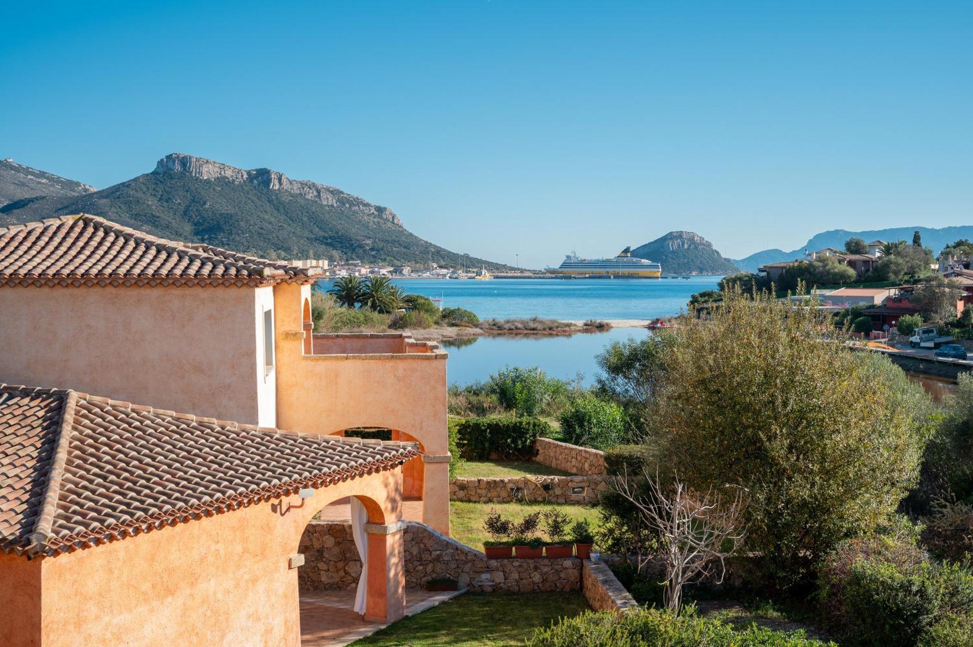 Villaggio Perlacea - Your House In Sardinia Golfo Aranci Kültér fotó